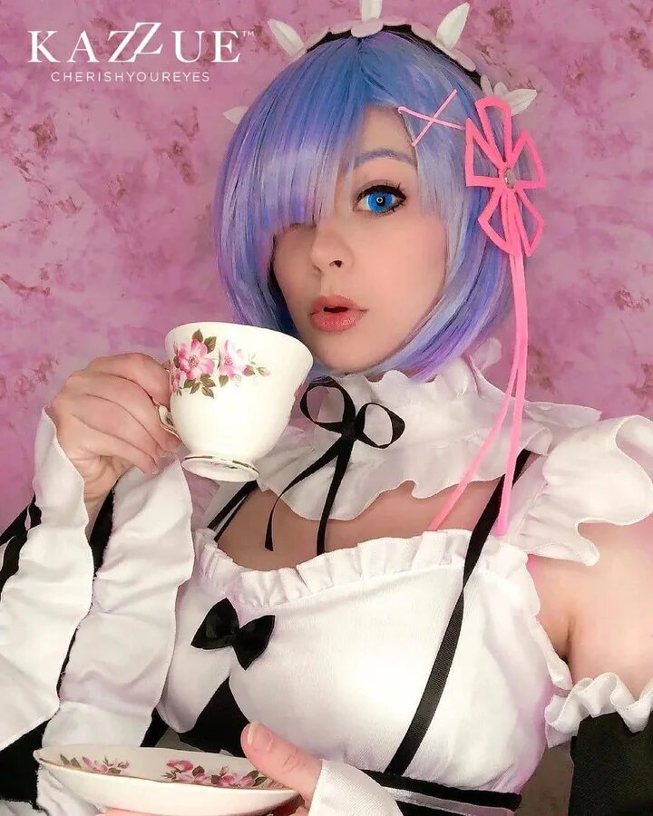 kazzue alluring blue colored contact lens