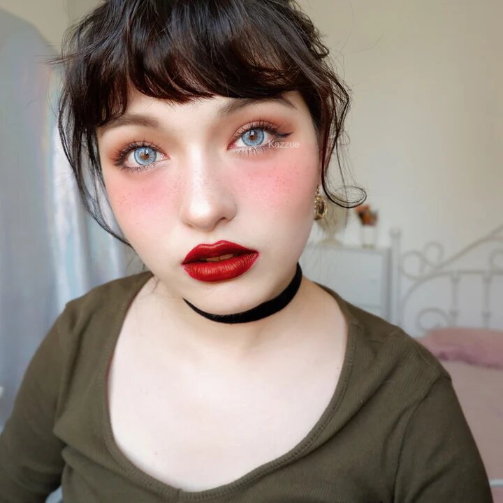 kazzue cherish blue colored contact lens