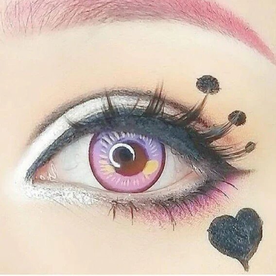kazzue coscon anime violet colored contact lens close-up