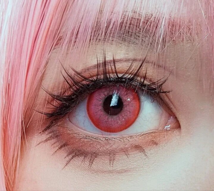 kazzue festival pink colored contact lens close-up