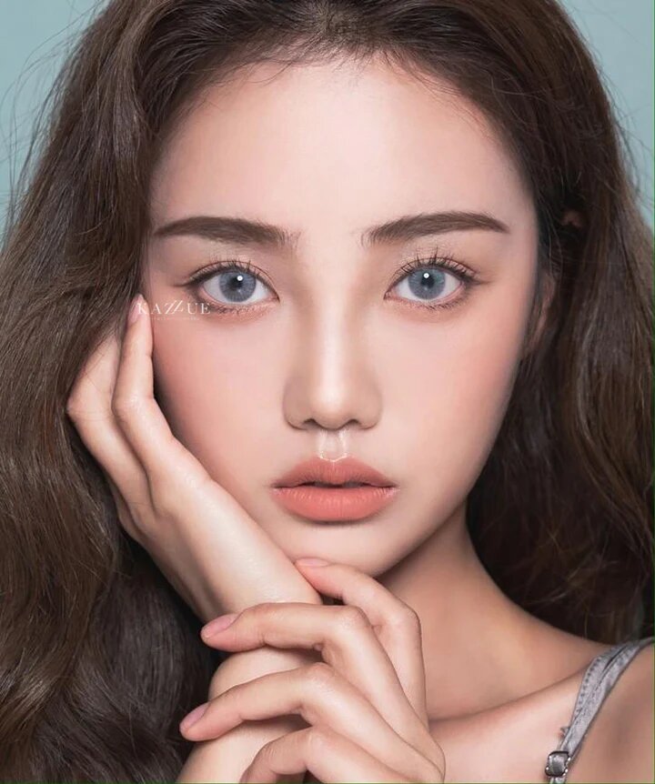 kazzue glam crystal colored contact lens