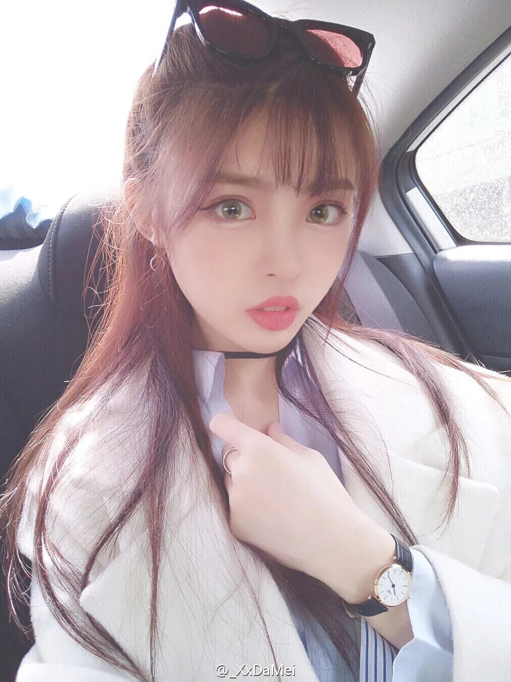 kazzue glam ivory colored contact lens