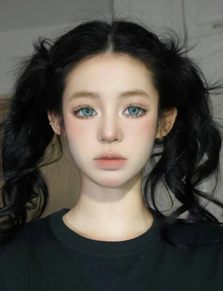 kazzue glitz green colored contact lens