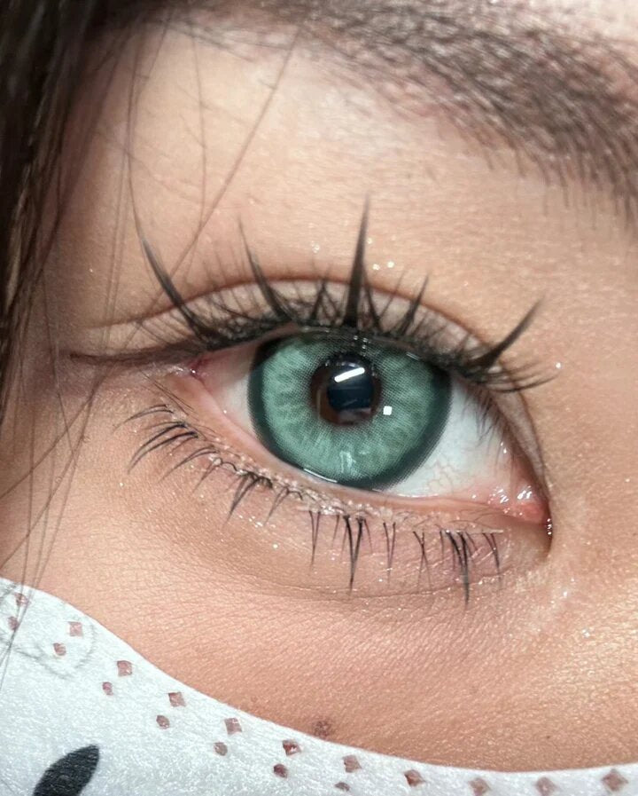 kazzue glitz green colored contact lens
