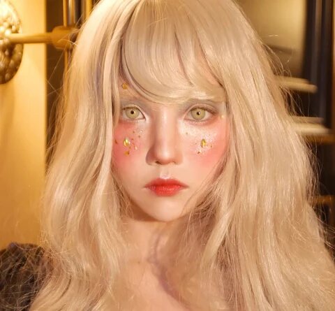 kazzue gorgeous gray colored contact lens