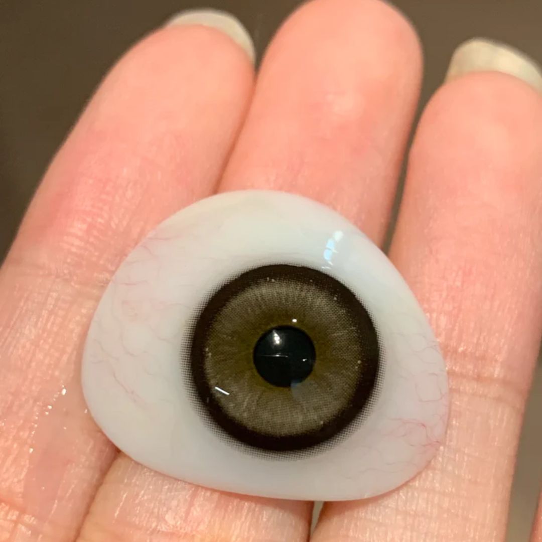 kazzue moonveil shadowmoon gold colored contact lens