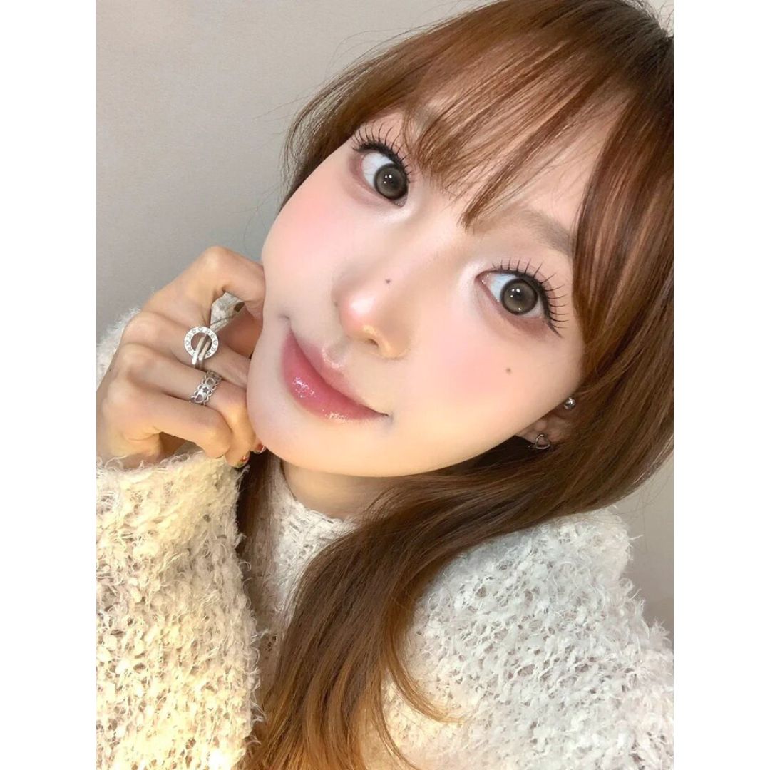 kazzue moonveil shadowmoon gold colored contact lens