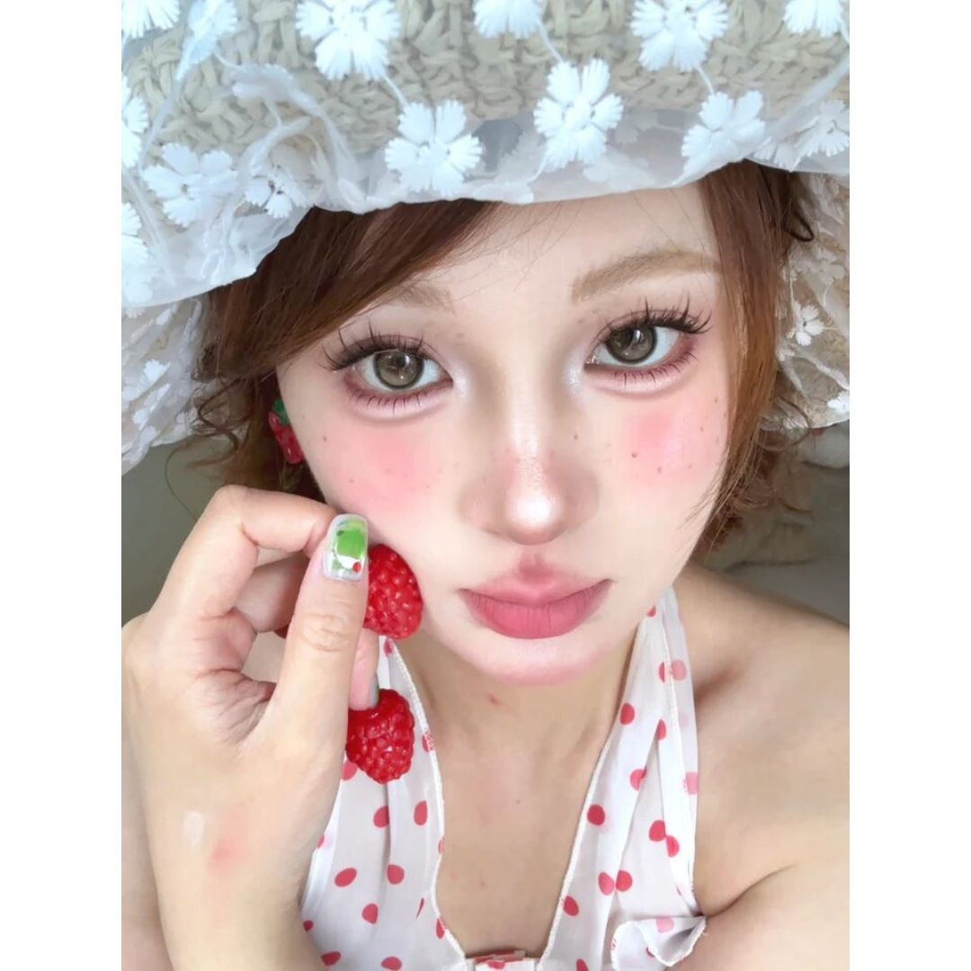 kazzue moonveil shadowmoon gold colored contact lens