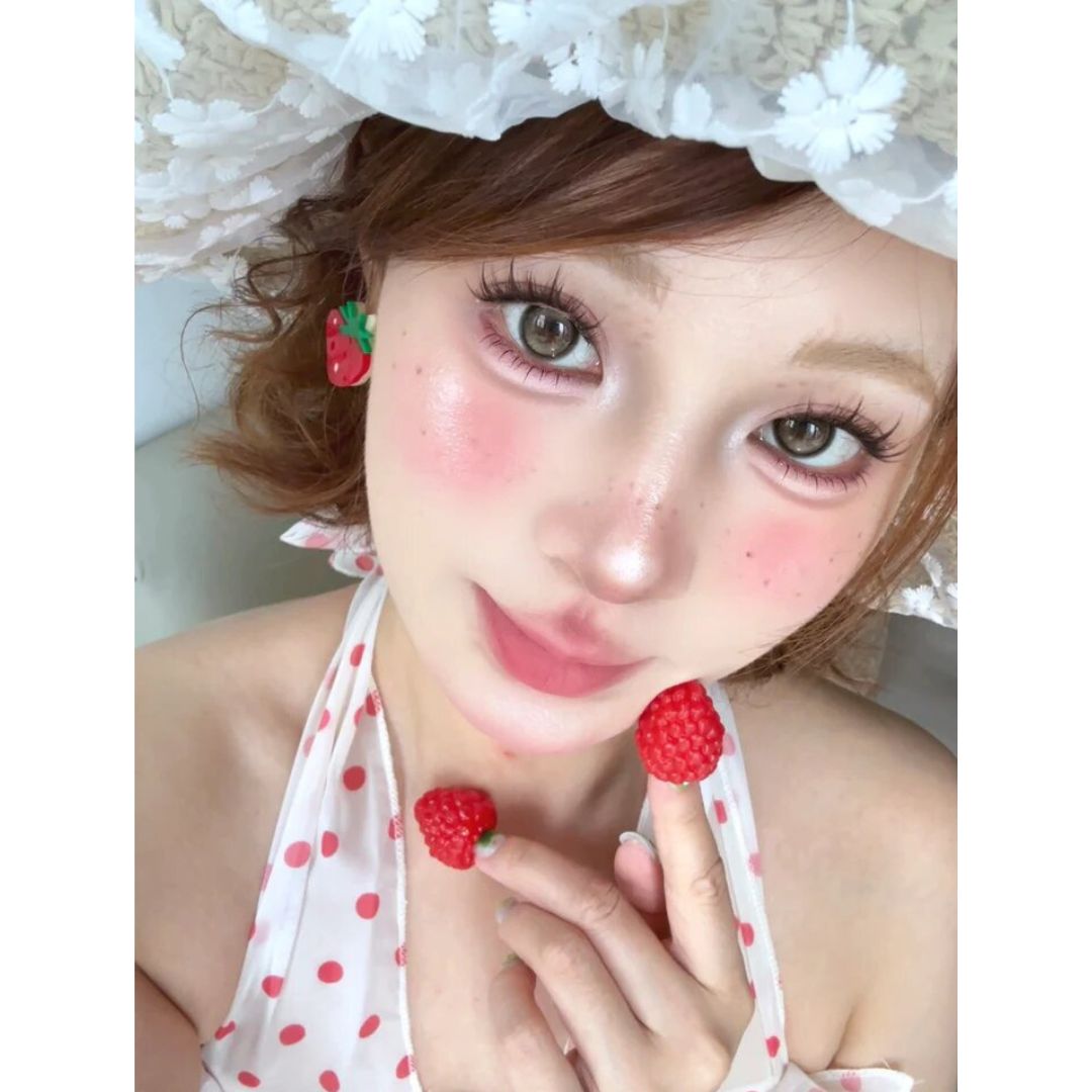 kazzue moonveil shadowmoon gold colored contact lens