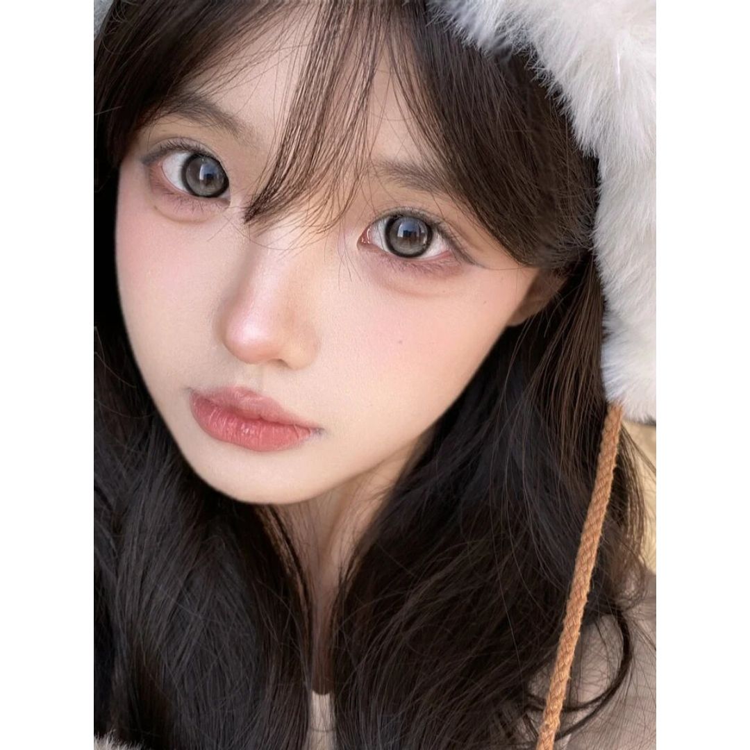 kazzue moonveil shadowmoon silver colored contact lens