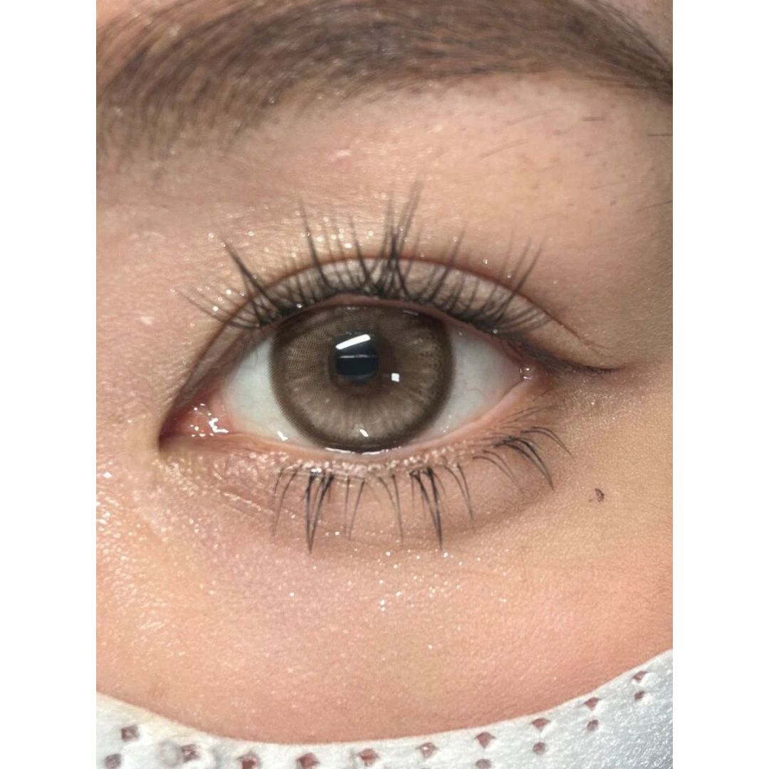 kazzue moonveil timeless brown colored contact lens closeup