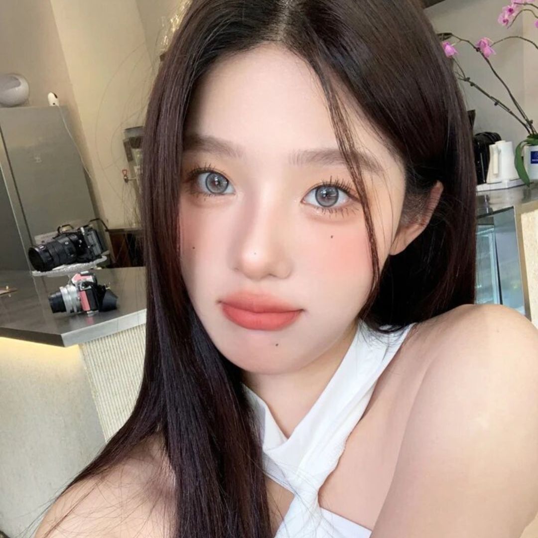 kazzue moonveil timeless gray colored contact lens