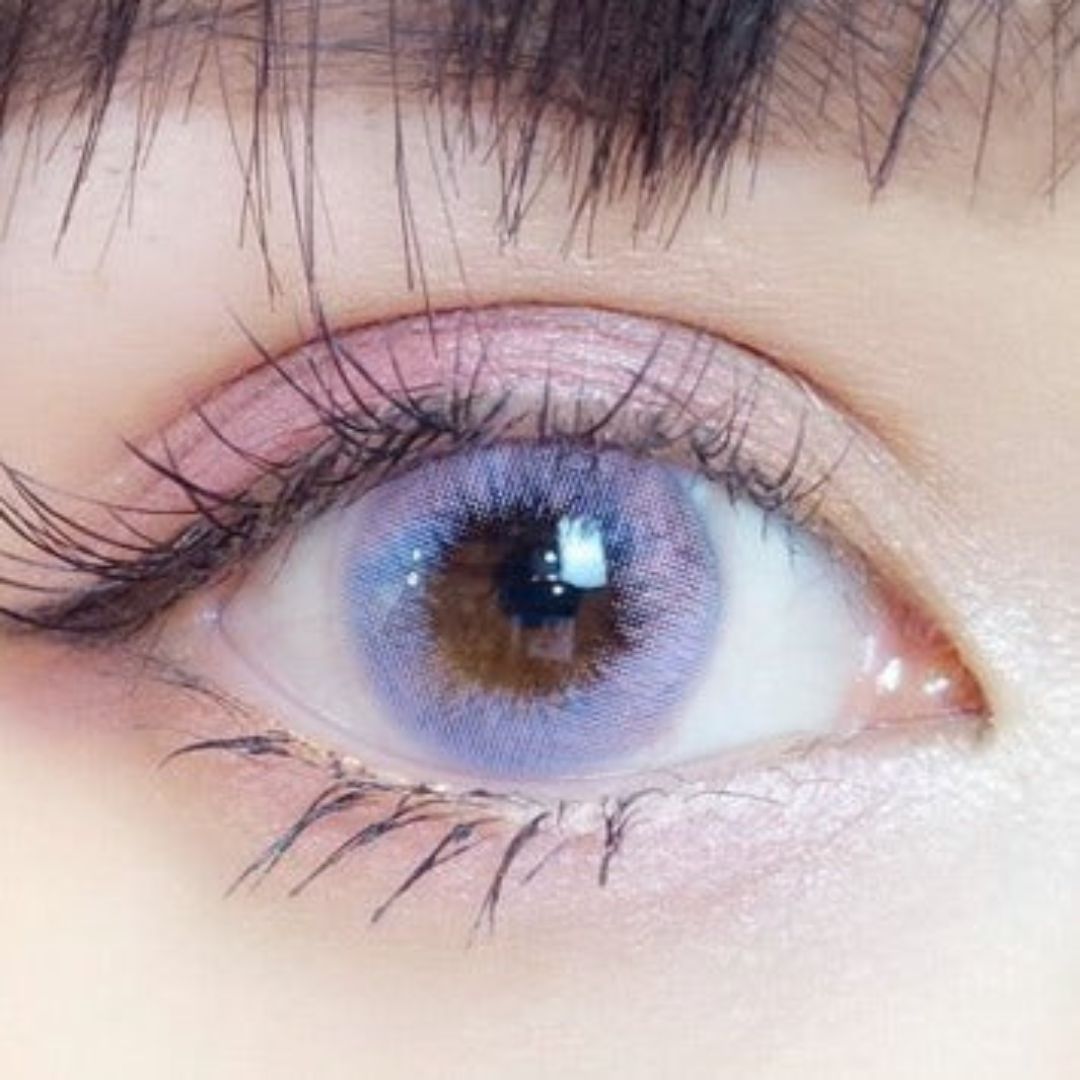 kazzue purple unicorn colored contact lens closeup
