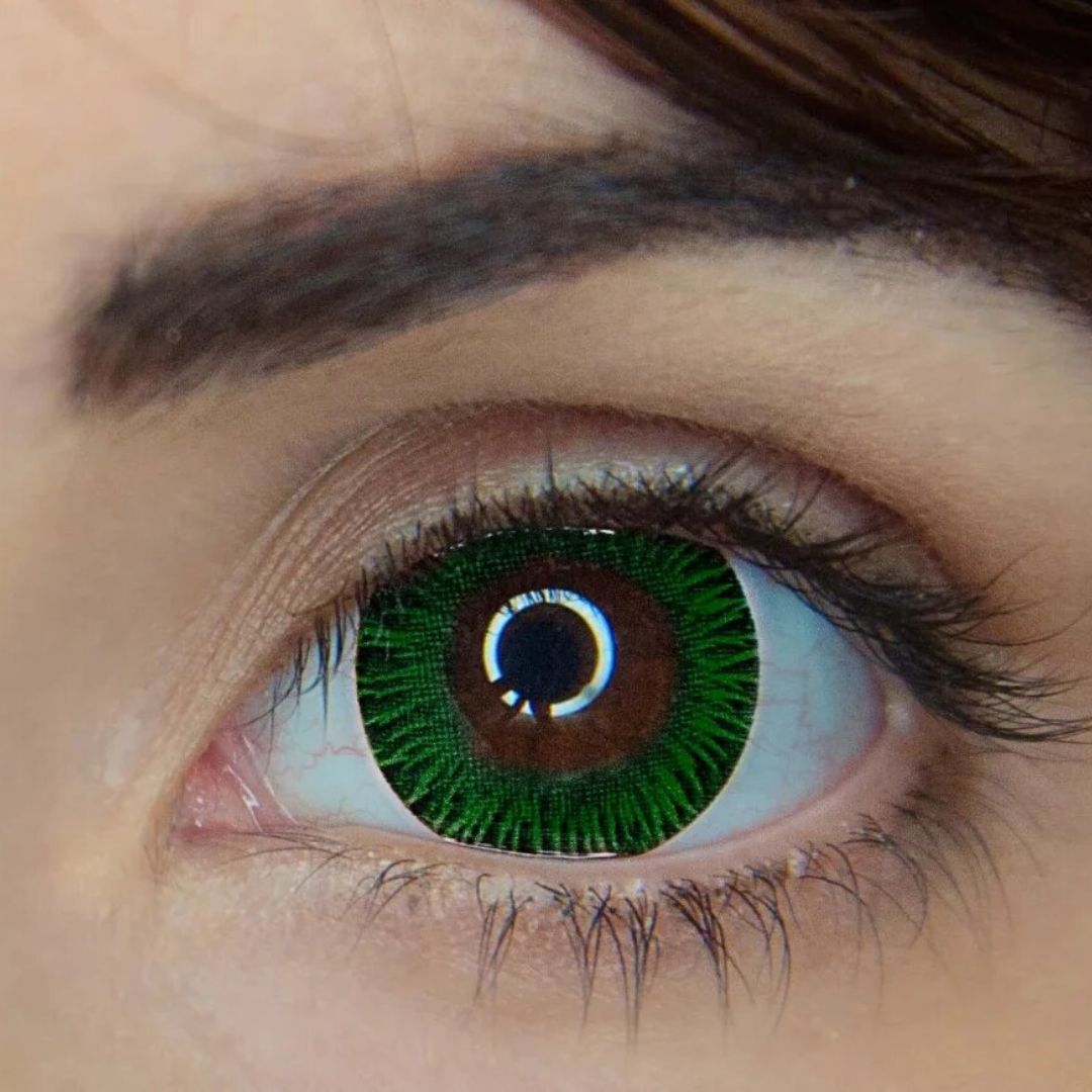 kazzue real fairy green colored contact lens closeup