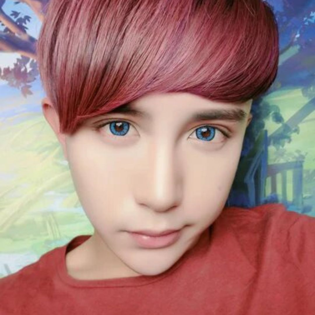 kazzue vivid brilliant blue colored contact lens